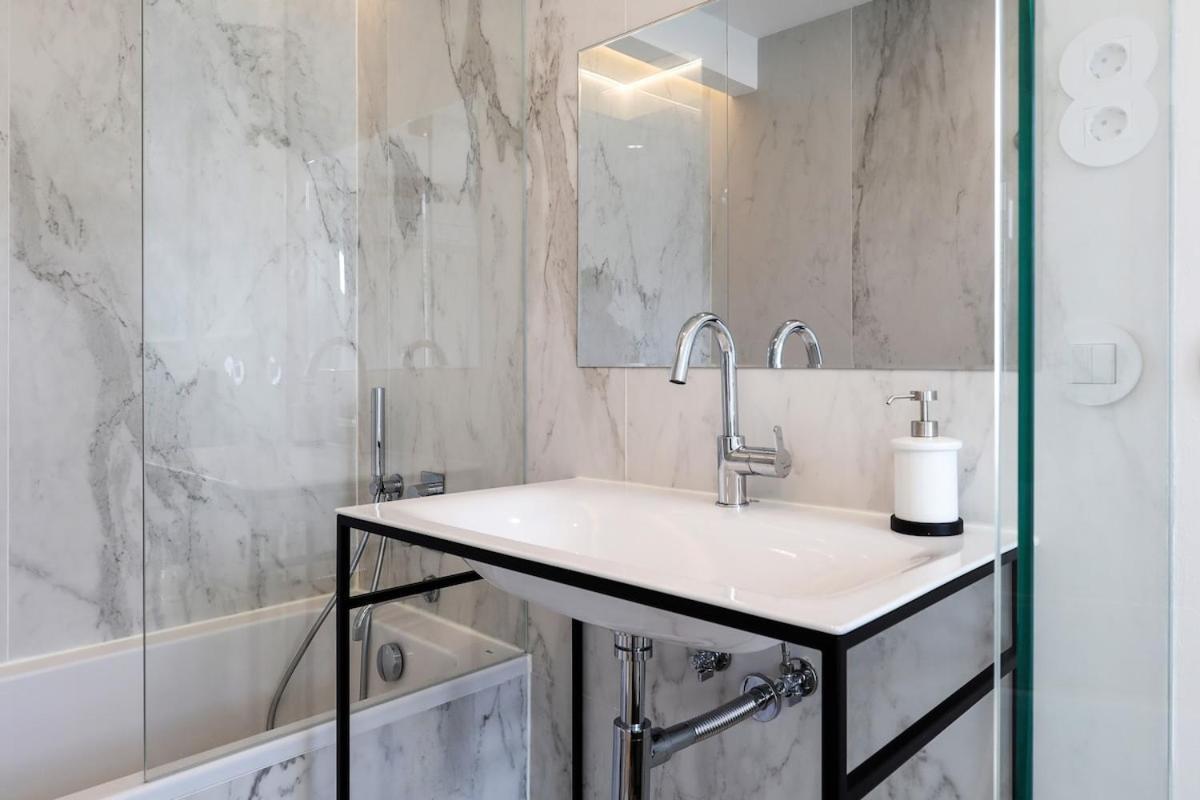 Lisbon Beautiful 2 Bedroom Apartment With Views In Rua Augusta Lisboa 外观 照片